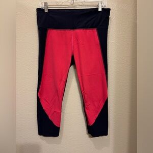 Athleta Capri Length Color Block Leggings, Size Large